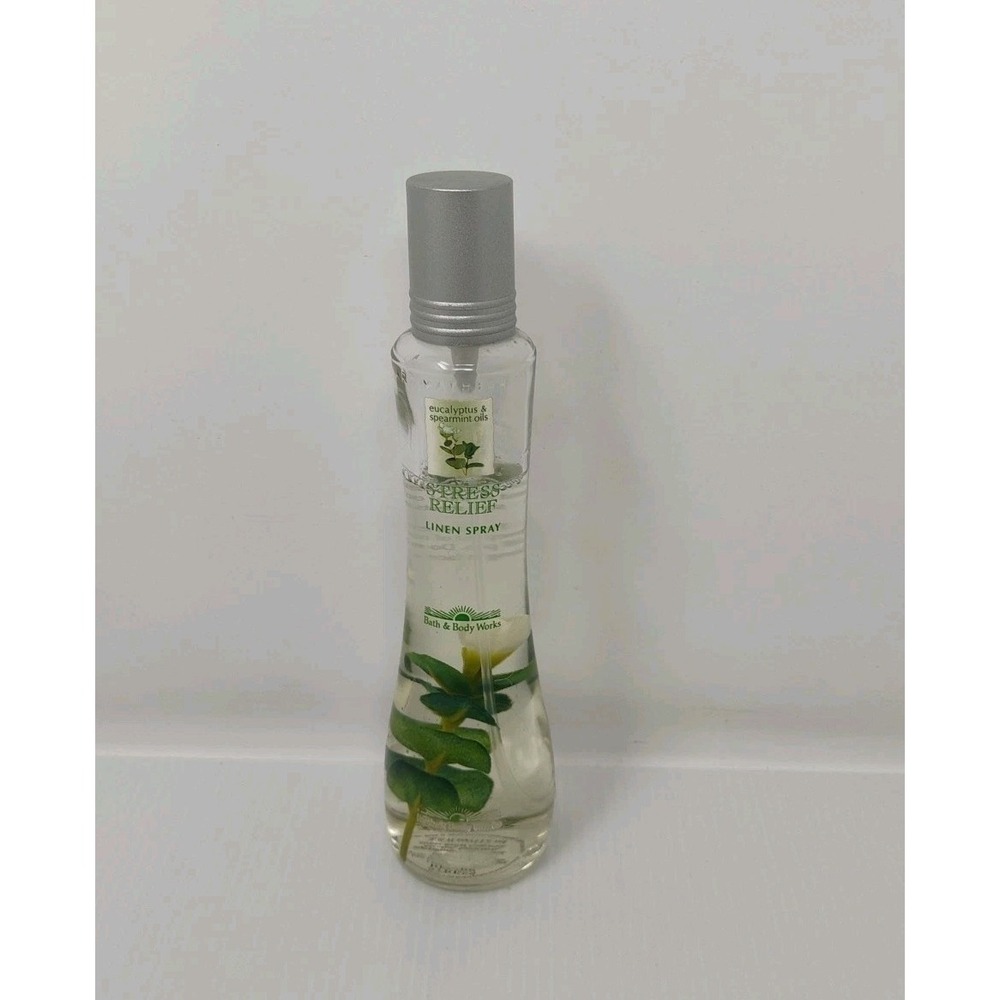 Bath & Body Works Stress Relief Linen Spray Eucalyptus & Spearmint Oils 75% Full